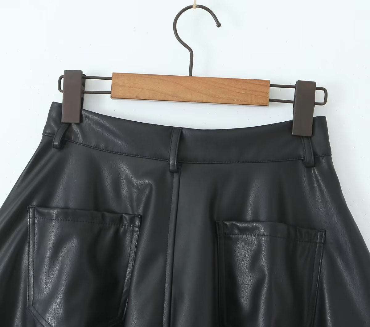 Autumn Winter Women Clothing Leather Short Pantskirt Skirt