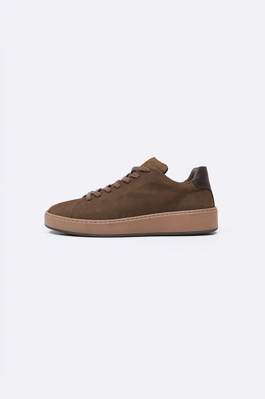 LEATHER LACE-UP SNEAKERS | SNEAKERS | 298-Codes, collection-fall-winter-24, collection-man-fall-winter-24, collection-man-shoes, collection-man-shoes-new-in, collection-man-sneakers, collection-shoes, collection-shoes-fall-winter-24, MAN | LAMA