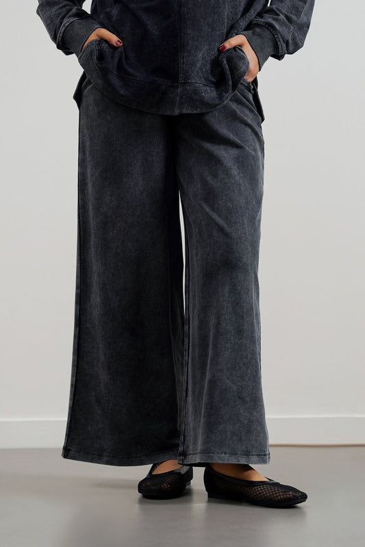 WASHED TROUSERS | TROUSERS | collection-fall-winter-24, collection-woman-apparel-new-in, collection-woman-fall-winter-24, collection-woman-pants, FW-24, WOMAN | LAMA