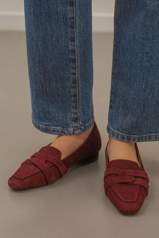 SUEDE SLIP-ONS | LOAFERS | collection-fall-winter-24, collection-shoes, collection-shoes-fall-winter-24, collection-woman-fall-winter-24, collection-woman-loafers, collection-woman-shoes, collection-woman-shoes-new-in, FW-24, WOMAN | Lama Retail