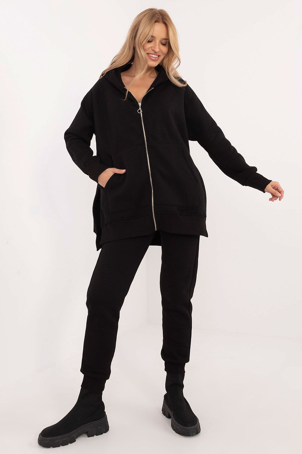 L`ensemble model 202081 Factory Price | Matterhorn_Category_/FEMME/V?tements Femme/Pantalons femme, Matterhorn_Color_noir, Matterhorn_ProductId_202081, Matterhorn_Type_L`ensemble, Matterhorn_Vendor_Factory Price, Shorts femme | Factory Price