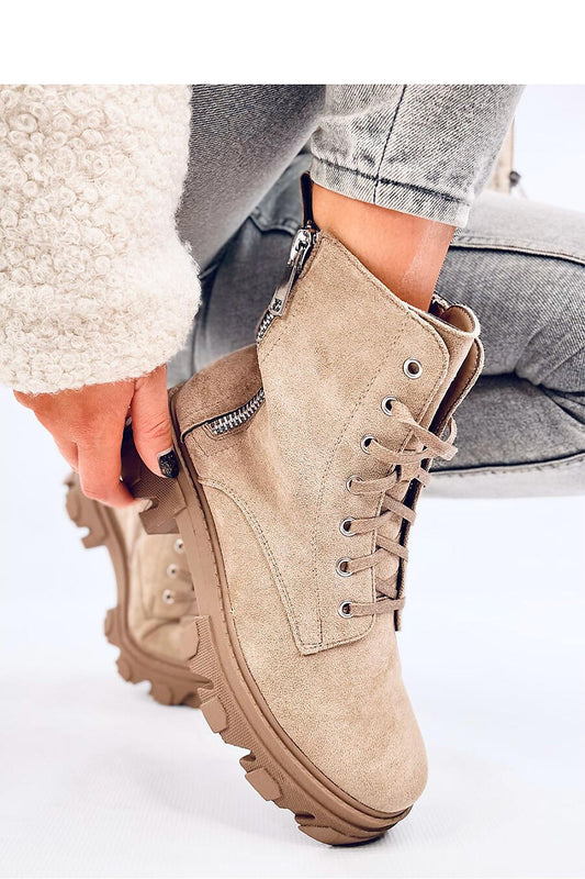 Bottes model 202145 Inello | Matterhorn_Category_/FEMME/Chaussures Femme/Bottes et boots, Matterhorn_Color_beige, Matterhorn_ProductId_202145, Matterhorn_Type_Bottes, Matterhorn_Vendor_Inello | Inello