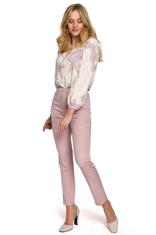 Pantalon femme model 153814 Makover | Matterhorn_Category_/FEMME/V?tements Femme/Pantalons femme, Matterhorn_Color_rosé, Matterhorn_ProductId_153814, Matterhorn_Type_Pantalon femme, Matterhorn_Vendor_Makover, Shorts femme | Makover