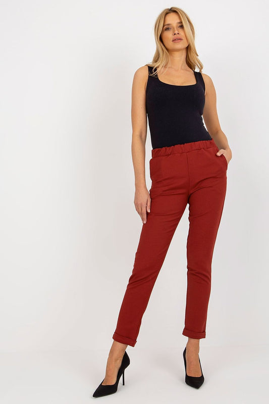 Pantalon femme model 175769 Lakerta | Matterhorn_Category_/FEMME/V?tements Femme/Pantalons femme, Matterhorn_Color_rouge, Matterhorn_ProductId_175769, Matterhorn_Type_Pantalon femme, Matterhorn_Vendor_Lakerta, Shorts femme | Lakerta