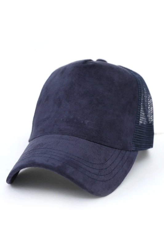 SUEDE CLASSIC CAP | CAPS | collection-accessories, collection-man-accessories, collection-man-headwear, MAN | LAMA