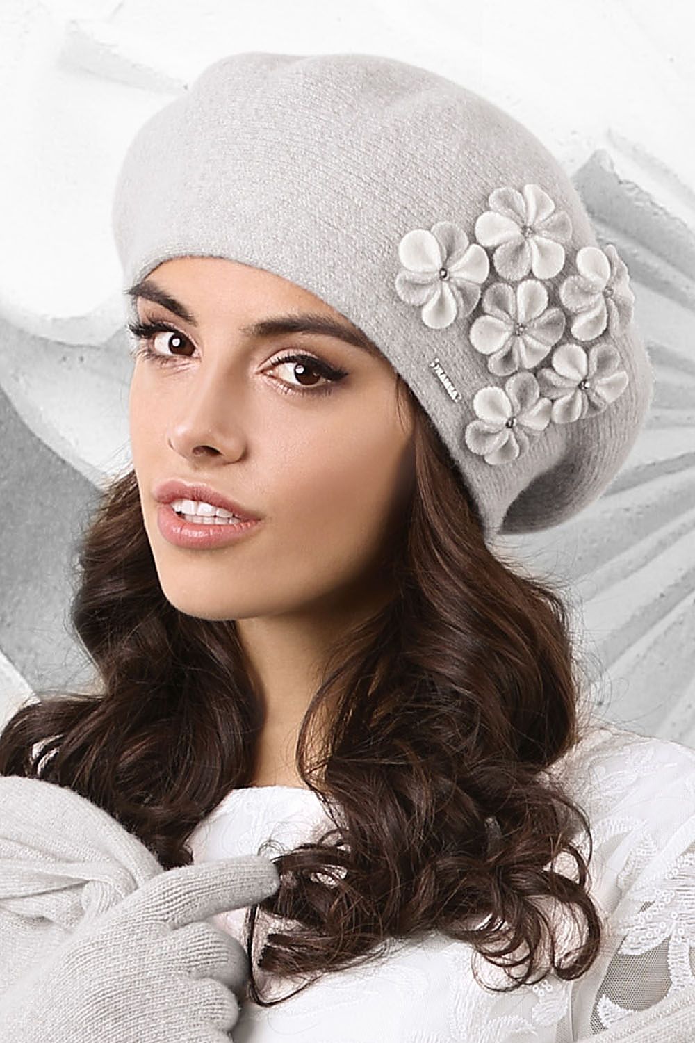 Béret  model 122657 Kamea | Matterhorn_Category_/FEMME/Sacs et Accessoires/Accessoires/Bonnets et chapeaux, Matterhorn_Color_gris, Matterhorn_ProductId_122657, Matterhorn_Type_Béret, Matterhorn_Vendor_Kamea | Kamea