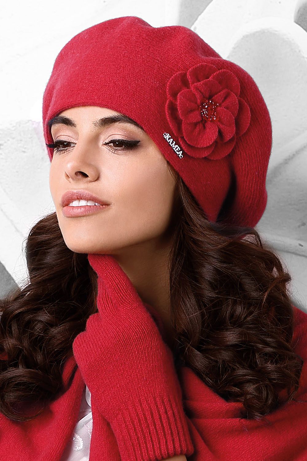 Béret  model 122682 Kamea | Matterhorn_Category_/FEMME/Sacs et Accessoires/Accessoires/Bonnets et chapeaux, Matterhorn_Color_rouge, Matterhorn_ProductId_122682, Matterhorn_Type_Béret, Matterhorn_Vendor_Kamea | Kamea