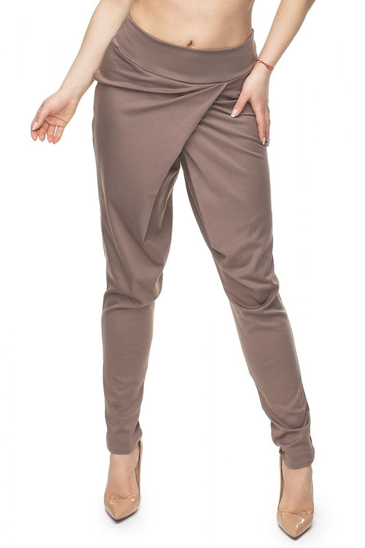 Pantalon long model 131932 PeeKaBoo | Matterhorn_Category_/FEMME/V?tements Femme/Pantalons femme, Matterhorn_Color_beige, Matterhorn_ProductId_131932, Matterhorn_Type_Pantalon long, Matterhorn_Vendor_PeeKaBoo, Shorts femme/Pantalons longs | PeeKaBoo